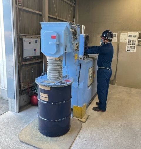 リチウム,電池,リチウムイオン電池,電池処分,蛍光灯,蛍光灯処分,ランプ,電球, リサイクル,アルカリ,マンガン,ボタン電池,ニカド電池,バッテリー, バッテリー処分,産業廃棄物, 東京都,江東区,川崎市,水銀灯,水銀含有物,荷姿, 許可書一覧,試薬,血圧計処分,体温計処分,街路灯,電池絶縁,中間処理,破砕,収集運搬,電子マニフェスト, 水銀リサイクル,